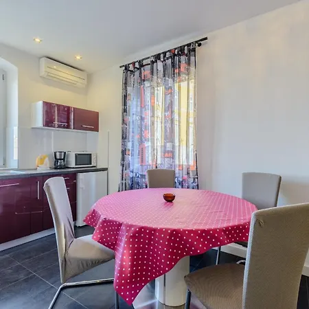 Old Town Apartment